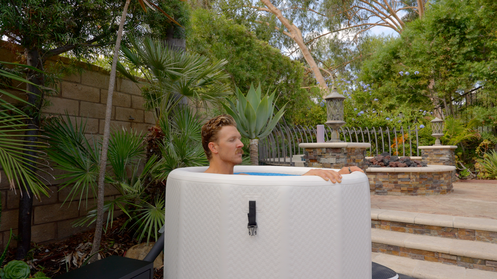 RevX Inflatable Barrel with Inflatable Steps