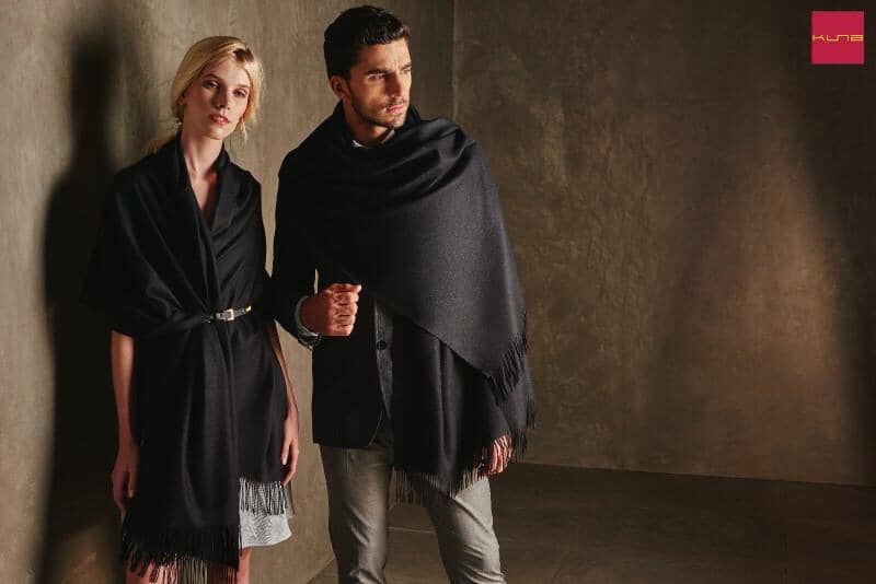 BELLINZONA 100% vicuña shawl with subtle diamond pattern.