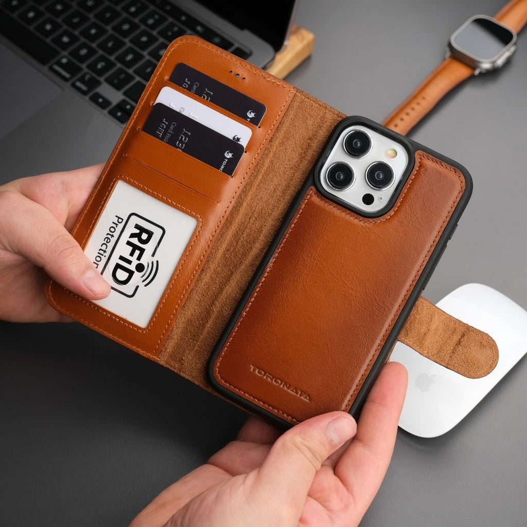 Tan TORONATA Casper leather MagSafe wallet case for iPhone 16 Pro Max.