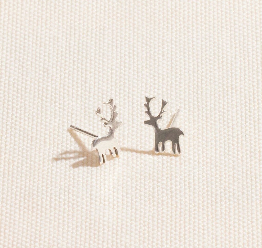 Deerly Loved Sterling Silver Stud Earrings – Festive Reindeer Charm
